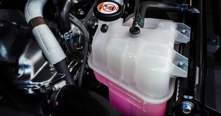 OAT Antifreeze vs Traditional Antifreeze: Choosing the Right Coolant for Modern Engines